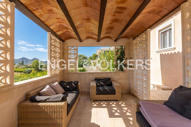 Foto b0a97e02-ba42-4d3d-a982-a55ae4498f94. Casa amb calefacció aparcament piscina a Monte Solana Pedreguer