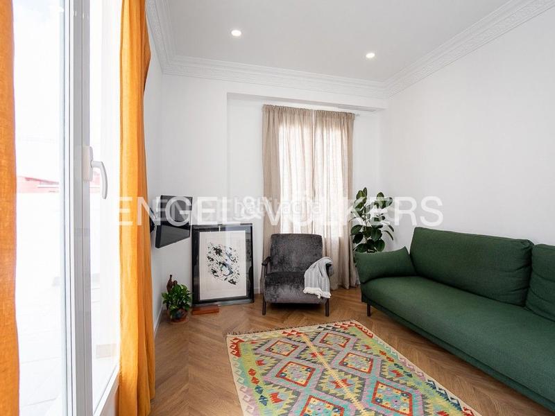 Foto 0caf2947-3992-41e2-a201-dc737bea9008. Alquiler ático  con terraza en ruzafa para corta estancia en Valencia