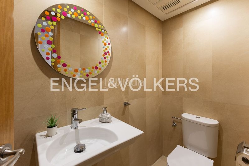 Foto 1e45c0d9-d142-4706-a2f7-f12ada330eb9. Duplex con riscaldamento parcheggio piscina in Nou Benicalap Valencia