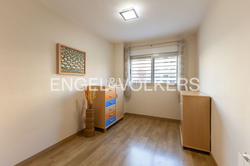 Foto a35f659e-8ceb-4ace-9cf1-24f3a59afd21. Duplex con riscaldamento parcheggio piscina in Nou Benicalap Valencia