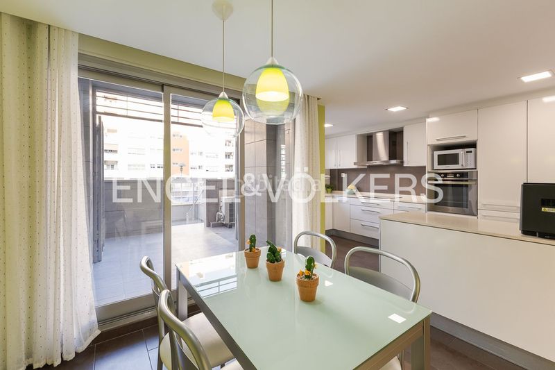 Foto ba323f0c-b3a1-44d1-8093-08d51296335b. Duplex con riscaldamento parcheggio piscina in Nou Benicalap Valencia