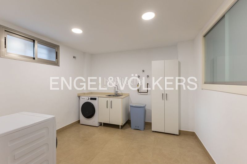 Foto d03ec51f-419d-46b3-aa13-82d22bfe03aa. Duplex con riscaldamento parcheggio piscina in Nou Benicalap Valencia