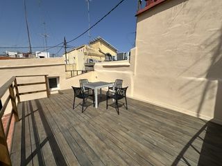 Affitto Appartamento in El Pilar. Nuevo atico con terraza privada en centro para corta estancia