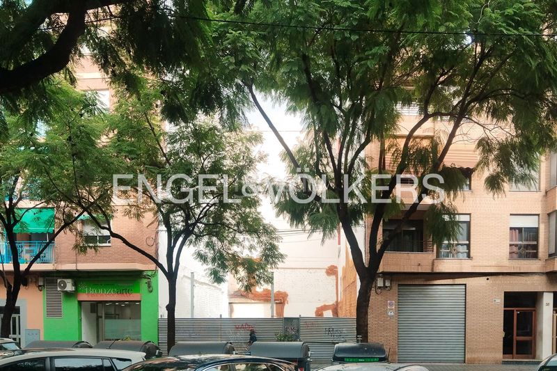 Foto 253d2df0-5583-4003-ad3a-ed36b25083a6. Terreny residencial a Quart de Poblet