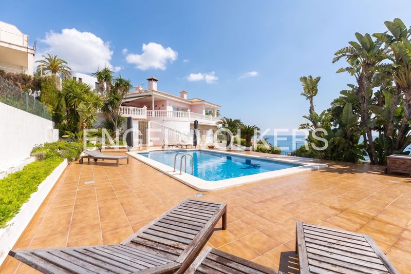 Foto a93adb6b-8f90-4f60-83ff-220ca1699a41. Casa amb calefacció aparcament piscina a Playa de la Concha Oropesa del Mar