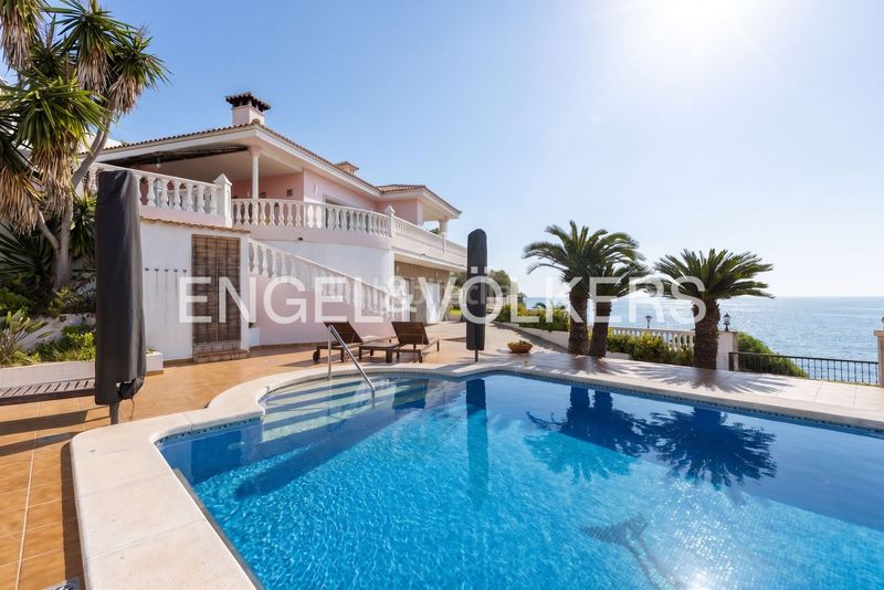Foto d274d690-7d47-4fa3-a601-9c3ba40d5de0. Casa amb calefacció aparcament piscina a Playa de la Concha Oropesa del Mar