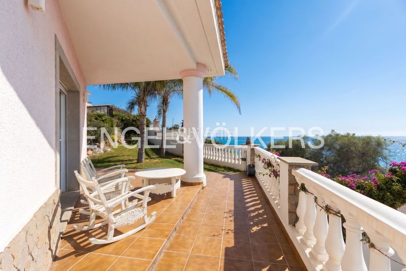 Foto dae1d94a-0462-4ddf-ac93-8ae3f6276d28. Casa amb calefacció aparcament piscina a Playa de la Concha Oropesa del Mar