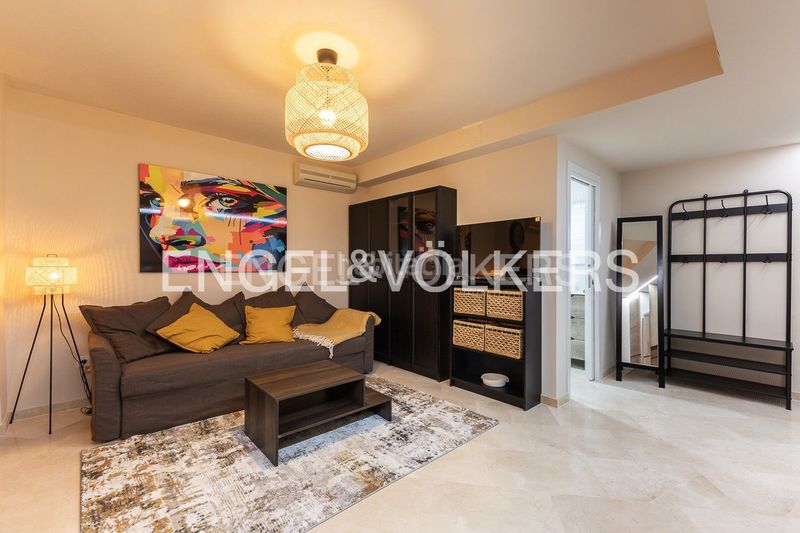 Foto 28c98684-acc7-4985-93af-8f41d9b2a97c. Rent apartment with heating parking in Arrancapins Valencia