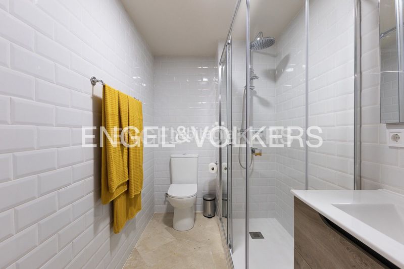 Foto 3eb951c3-b146-4a6d-ab1a-cd1bff206390. Rent apartment with heating parking in Arrancapins Valencia