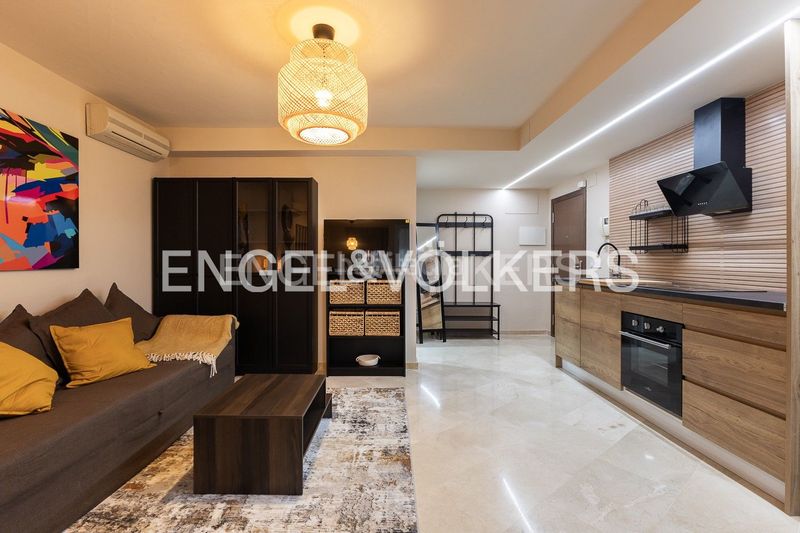 Foto f1a17788-51f3-4519-bb66-8830405a4aa6. Rent apartment with heating parking in Arrancapins Valencia