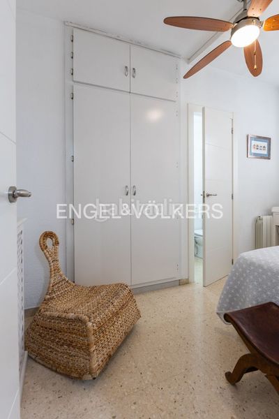 Foto a6403a6a-3eaf-489a-867f-3363db0f1ae8. Rent flat with heating parking in El Botànic Valencia