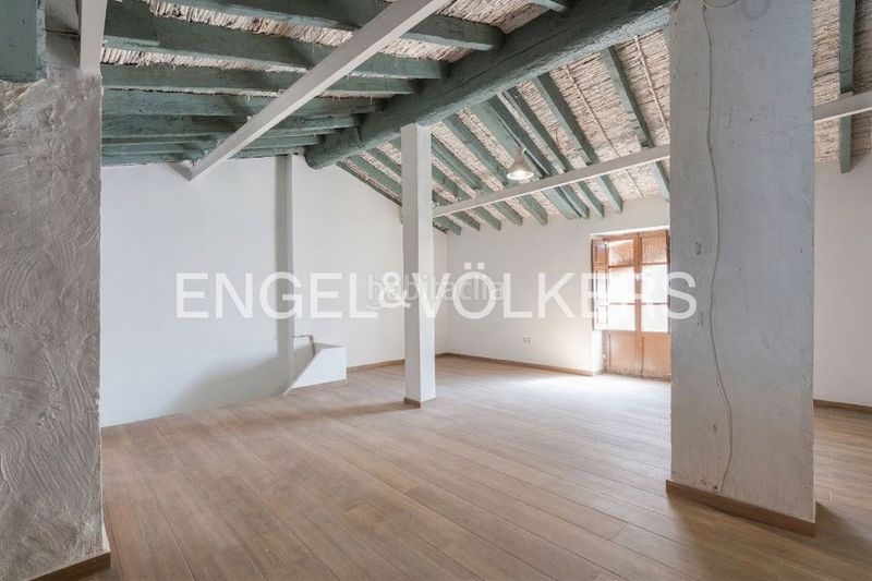 Foto 1875f445-855f-48d5-b09f-41ad880d30fb. Casa amb calefacció piscina a Núcleo Urbano Pobla de Vallbona (la)