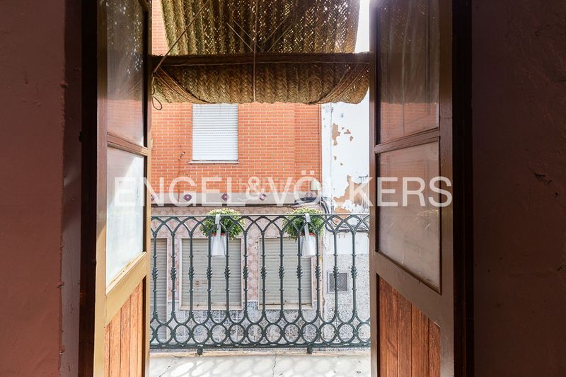 Foto 19f22bf3-9755-4aad-a0f0-e93aa1ef51d1. Casa amb calefacció piscina a Núcleo Urbano Pobla de Vallbona (la)