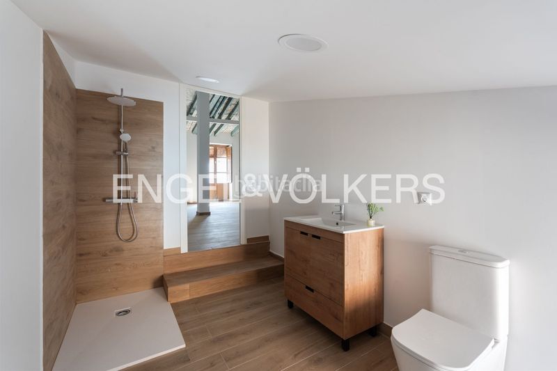 Foto 1e6df558-c954-4420-8f46-c07009339e09. Casa amb calefacció piscina a Núcleo Urbano Pobla de Vallbona (la)