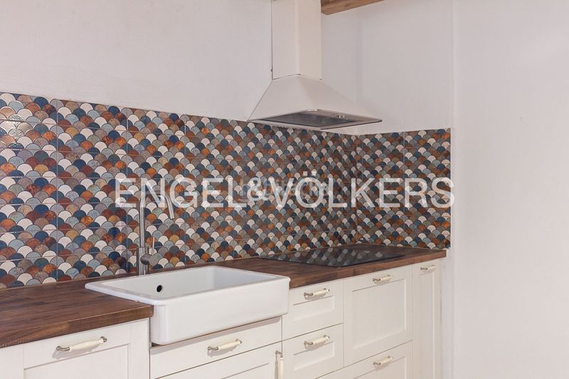 Foto 7a11bf42-4dcc-4820-a9a7-b0a1d958c0c1. Casa amb calefacció piscina a Núcleo Urbano Pobla de Vallbona (la)