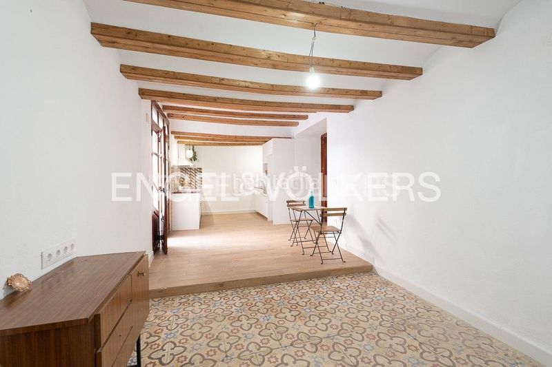 Foto 8aeb9e47-0045-4f7b-be19-e0d3ddfd6f73. Casa amb calefacció piscina a Núcleo Urbano Pobla de Vallbona (la)