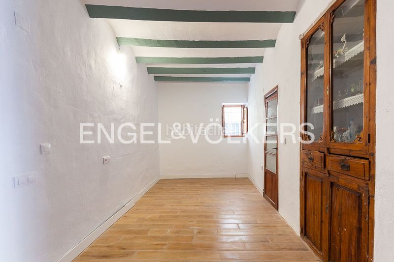 Foto be77ebf7-3d52-4e3a-b0a1-bf9a1eb274ca. Casa amb calefacció piscina a Núcleo Urbano Pobla de Vallbona (la)