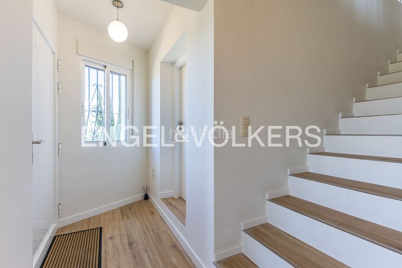 Foto 0fa2d5aa-37f0-4194-9a20-ffc1c379ed1e. Casa villa exclusiva de estilo escandinavo, minimalista y elegante. en Pedreguer