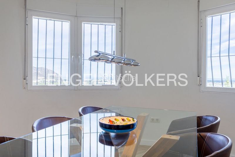Foto 4c9a45d0-6df6-46cd-8c93-a7ea05610373. Casa villa exclusiva de estilo escandinavo, minimalista y elegante. en Pedreguer