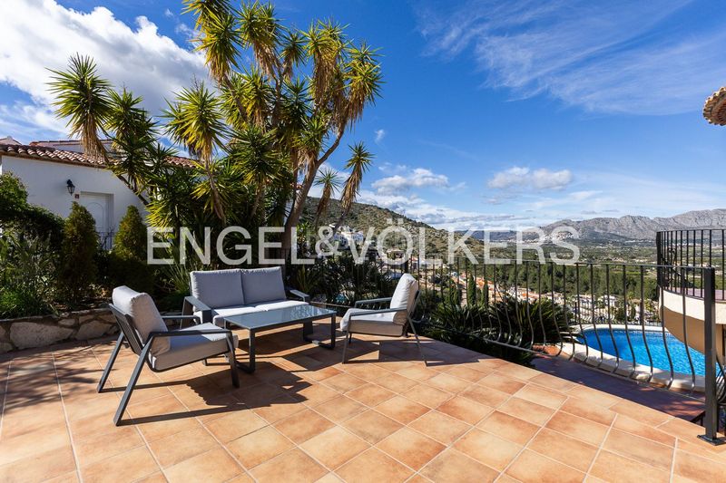 Foto 721dcb1f-acbd-458d-b28b-fb6f1117c499. Casa villa exclusiva de estilo escandinavo, minimalista y elegante. en Pedreguer