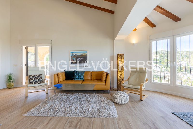 Foto a99c3e34-6c61-4386-b94a-427f9eb045ff. Casa villa exclusiva de estilo escandinavo, minimalista y elegante. en Pedreguer