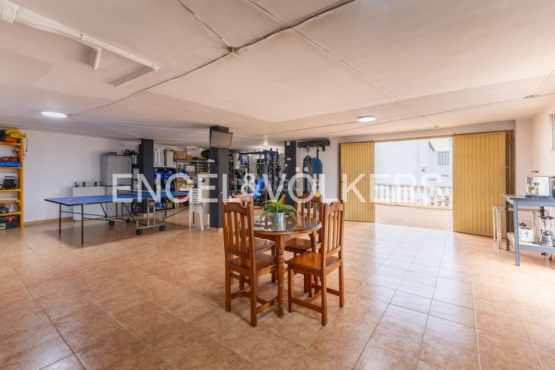 Foto 070442e6-cc33-4db8-8f36-b2577c34337e. Casa amb calefacció aparcament piscina a Torres Torres