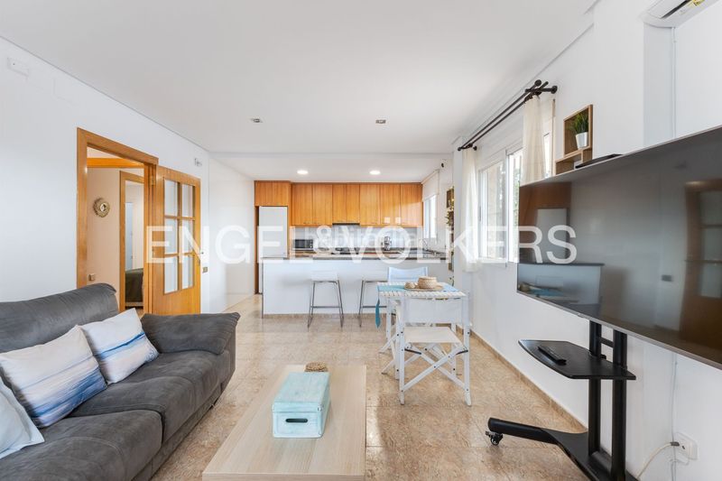 Foto 08c7e9d2-05db-415f-8b29-74eec89a48bc. Casa amb calefacció aparcament piscina a Torres Torres