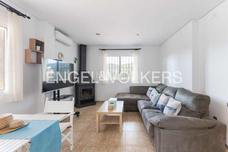 Foto 462c36c2-236d-454e-bb7d-d8def15df8c2. Casa amb calefacció aparcament piscina a Torres Torres