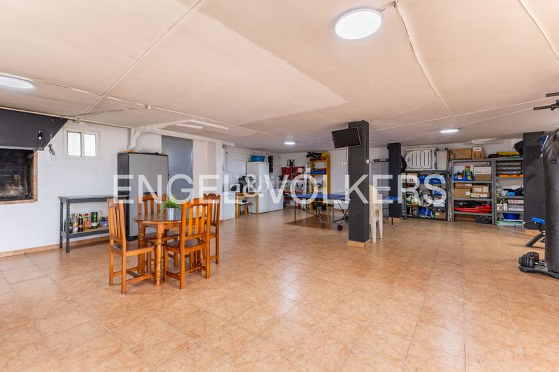 Foto 708c2fcb-66fe-492b-a176-620065a8aa57. Casa amb calefacció aparcament piscina a Torres Torres