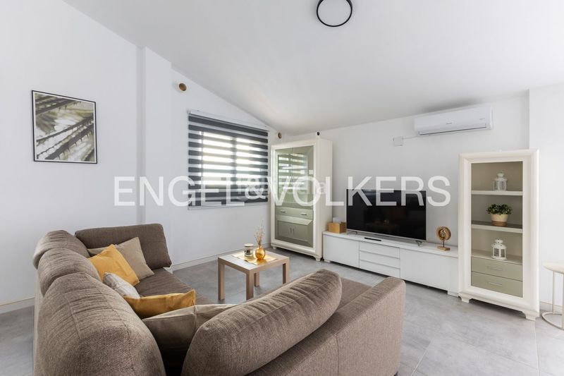 Foto 83f02e2b-118c-4ee1-b563-932df736b7dc. Casa amb calefacció aparcament piscina a Torres Torres