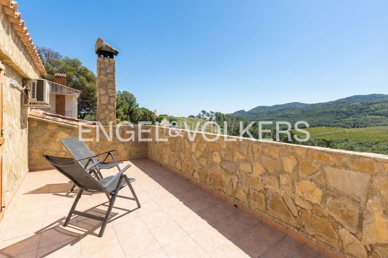 Foto 88786395-9b43-4d37-83dc-8611cc6d643e. Casa amb calefacció aparcament piscina a Torres Torres