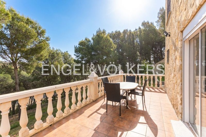 Foto 94fa7f4f-9b8b-444e-8511-3fb774a768df. Casa amb calefacció aparcament piscina a Torres Torres