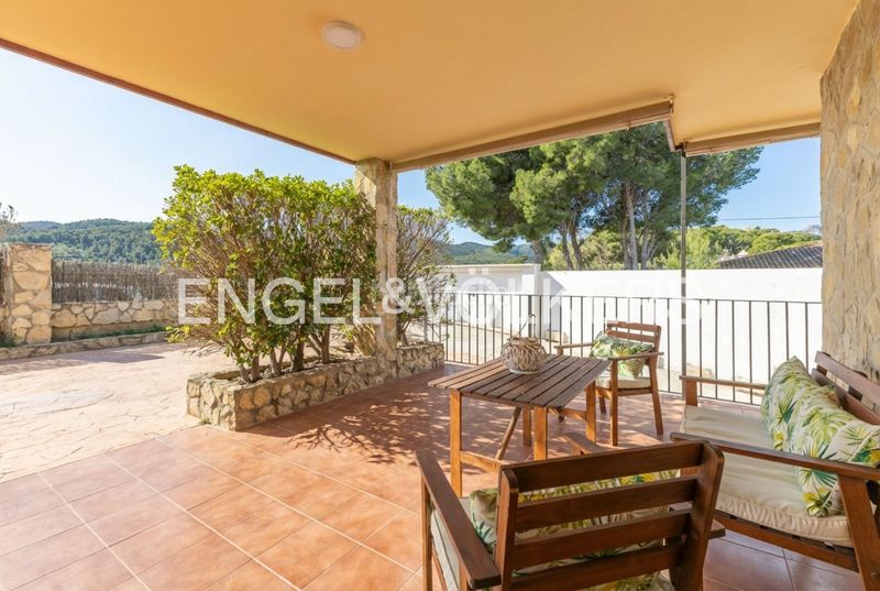 Foto cd3491cc-c90d-4ece-b10a-6ed2bb4b2634. Casa amb calefacció aparcament piscina a Torres Torres