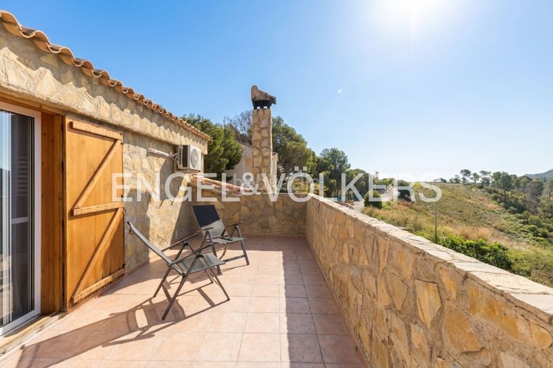 Foto d4091d5e-89b5-45f0-b29d-fd997da445a6. Casa amb calefacció aparcament piscina a Torres Torres