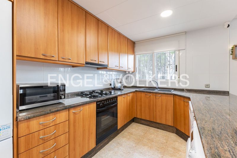 Foto ddf12040-0317-4130-941a-c9ca94be213d. Casa amb calefacció aparcament piscina a Torres Torres