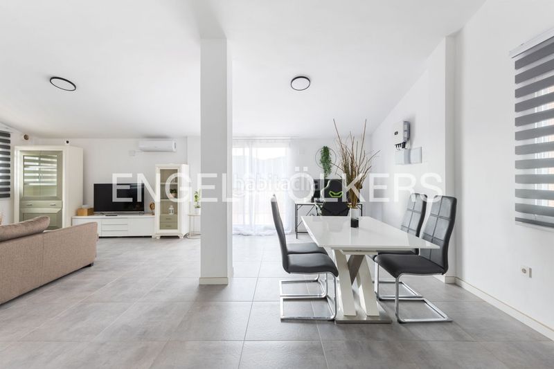 Foto ffbee1db-7eeb-4335-b2b3-b30fb341a1a9. Casa amb calefacció aparcament piscina a Torres Torres