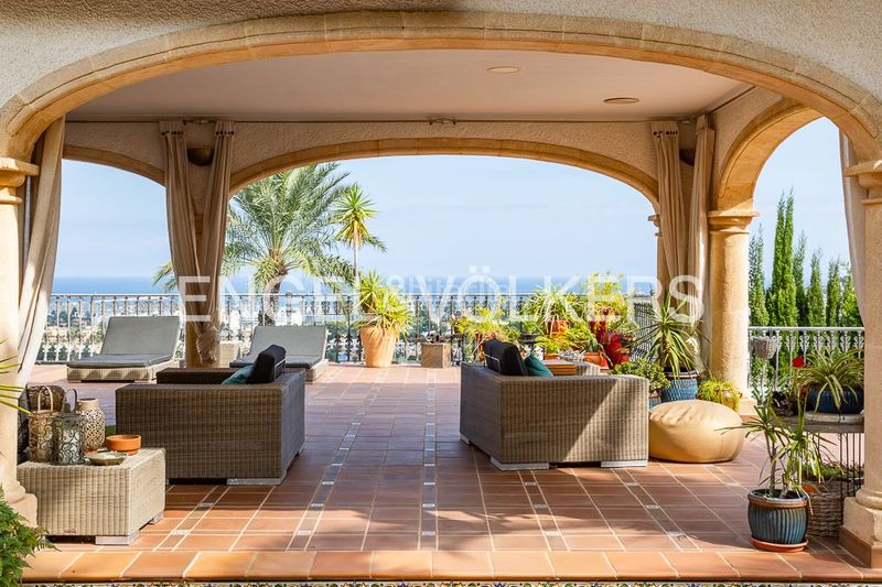 Foto 05564b9c-d968-4354-b058-a658724281b8. Casa amb calefacció aparcament piscina a El Montgó Dénia
