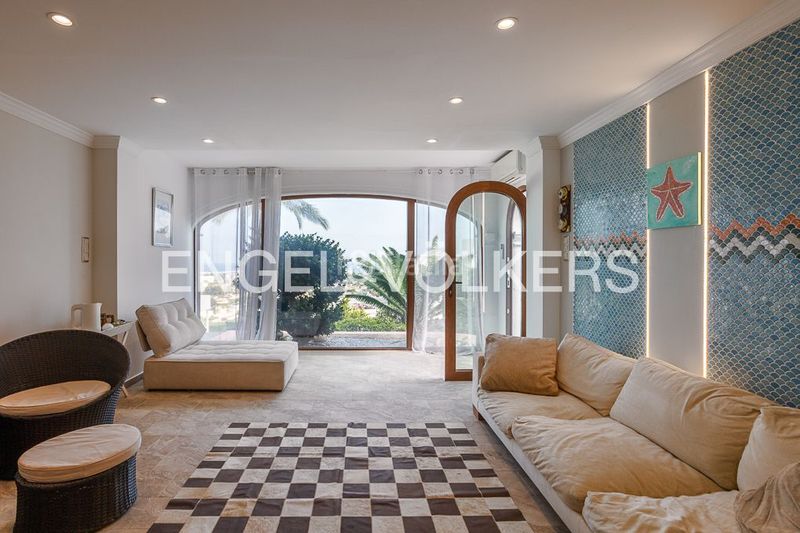 Foto f43d6f46-8aaa-41b1-97f4-e8530e03b65d. Casa amb calefacció aparcament piscina a El Montgó Dénia