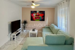 Location Appartement à Mont Olivet. Luminoso y moderno piso para corta estancia