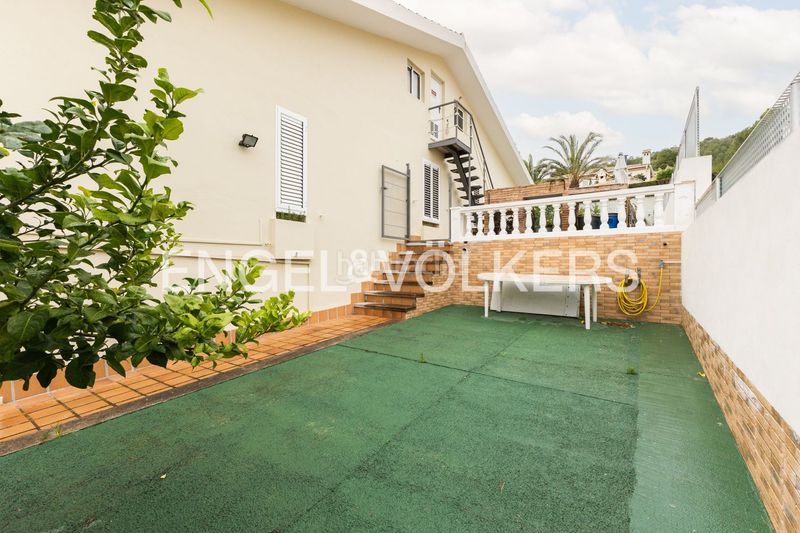 Foto 0c49eb74-c986-4fd1-98aa-f1e081bd8313. Casa amb calefacció piscina a Montornés-Las Palmas-El Refugio Benicasim / Benicàssim
