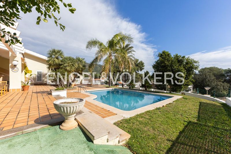 Foto 498f77b1-5164-49dc-8faf-286aaf0e3d45. Casa amb calefacció piscina a Montornés-Las Palmas-El Refugio Benicasim / Benicàssim