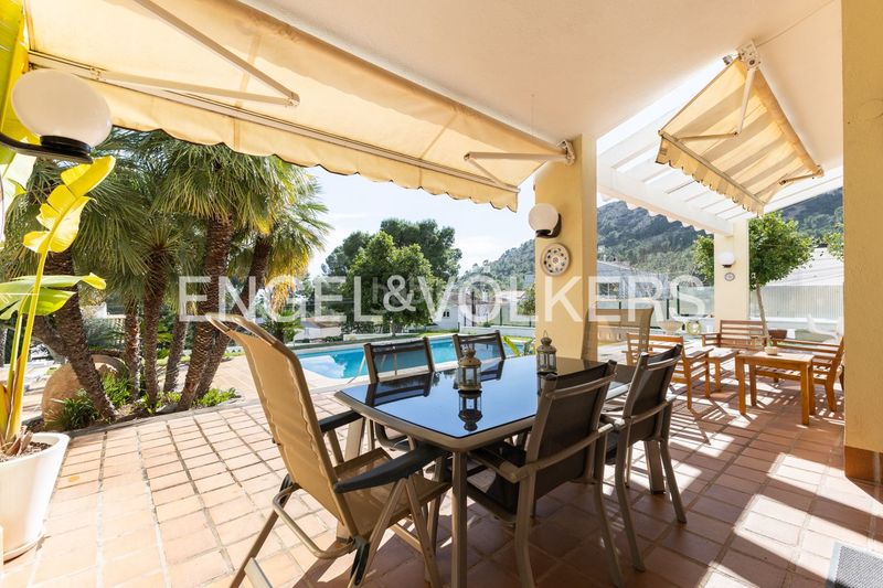 Foto 9c523d17-2b04-4bd8-bd85-879ea0fd2b4a. Casa amb calefacció piscina a Montornés-Las Palmas-El Refugio Benicasim / Benicàssim