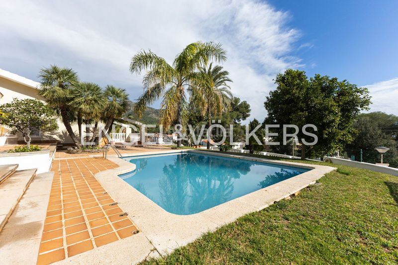 Foto e2c3e1cd-0879-4562-907c-16ec1f1abde9. Casa amb calefacció piscina a Montornés-Las Palmas-El Refugio Benicasim / Benicàssim