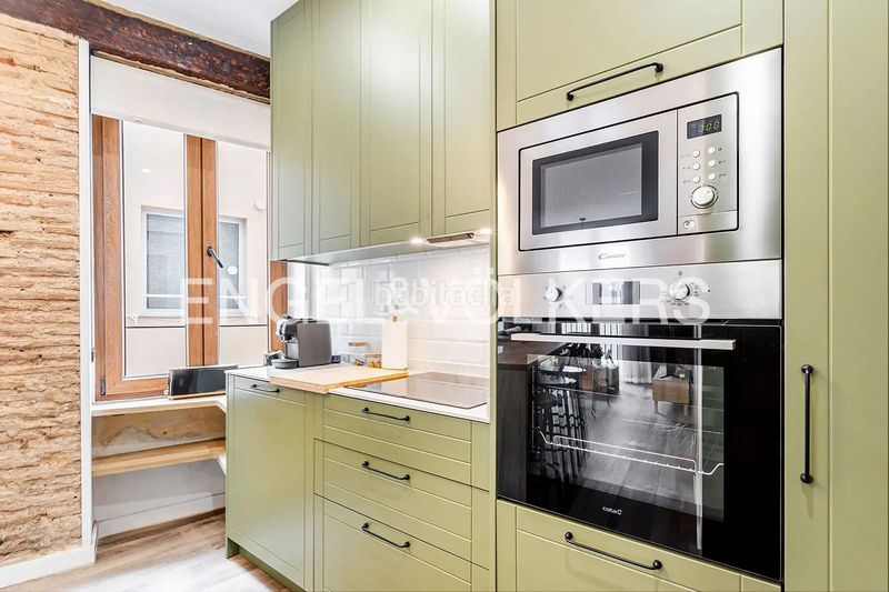 Foto 4db0a18a-3b5a-4373-9a12-43b4903da24b. Casa edificio reformado y en rentabilidad en El Carmen en Valencia