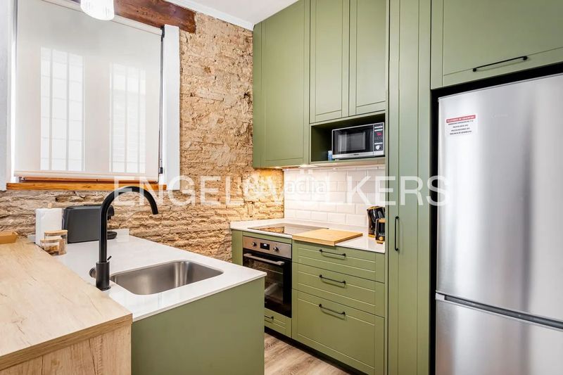 Foto 5d87b950-475b-44cc-99e9-ea05ec6bdcc7. Casa edificio reformado y en rentabilidad en El Carmen en Valencia