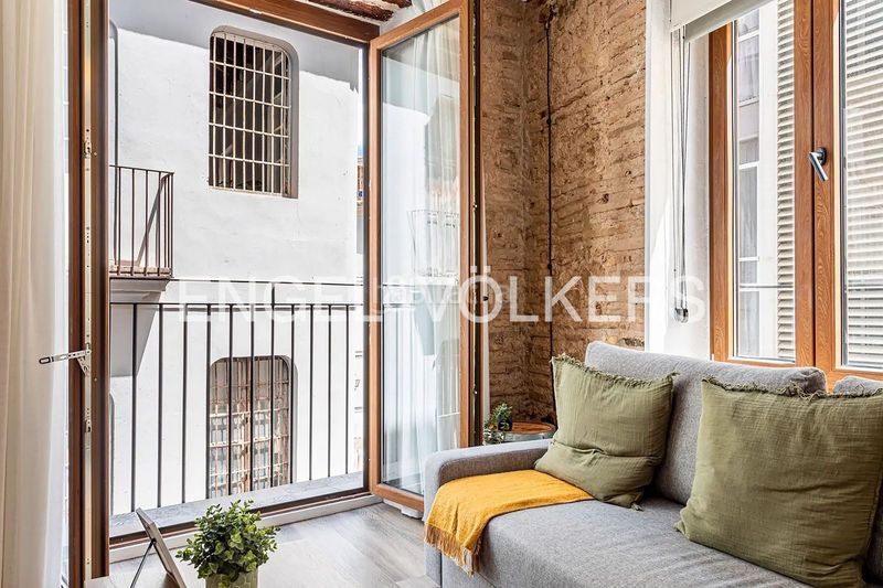 Foto 71f7012d-3f62-474f-8fe1-965e3a483d15. Casa edificio reformado y en rentabilidad en El Carmen en Valencia