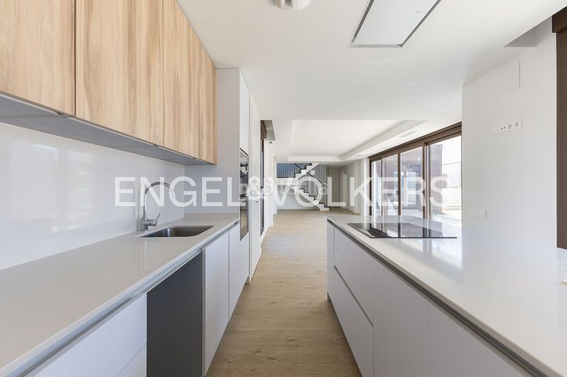 Foto 0f53763f-43fe-4534-9b81-2ae91643fa49. Casa amb calefacció aparcament piscina a La Conarda-Montesano Bétera