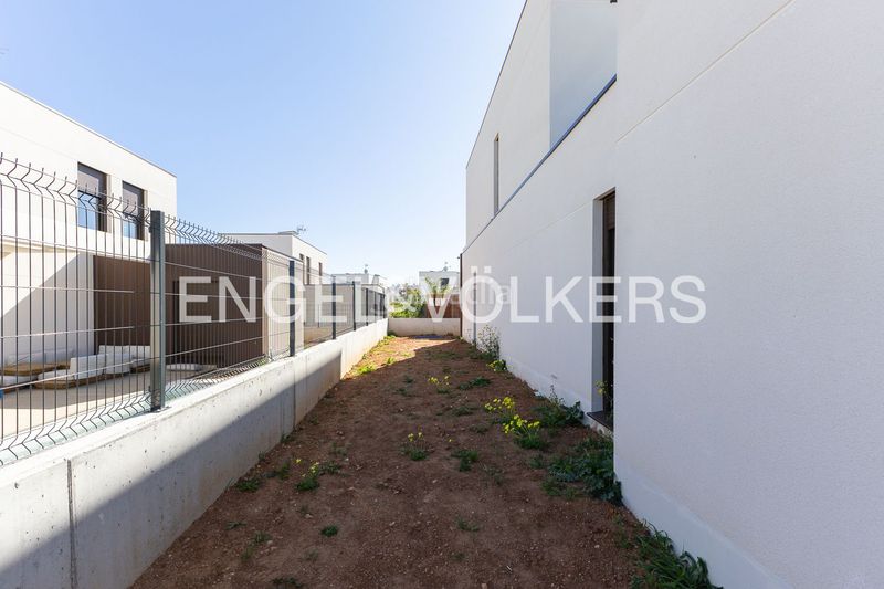 Foto 3144f2c4-bbc4-43d7-bd92-ea2249af072b. Casa amb calefacció aparcament piscina a La Conarda-Montesano Bétera