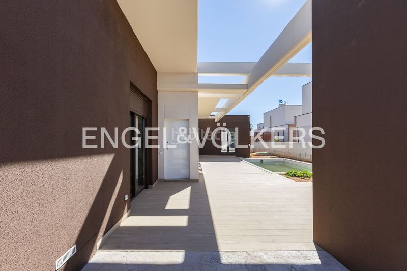 Foto 4af582d5-e24a-4a88-a307-2b095cbc4e1c. Casa amb calefacció aparcament piscina a La Conarda-Montesano Bétera