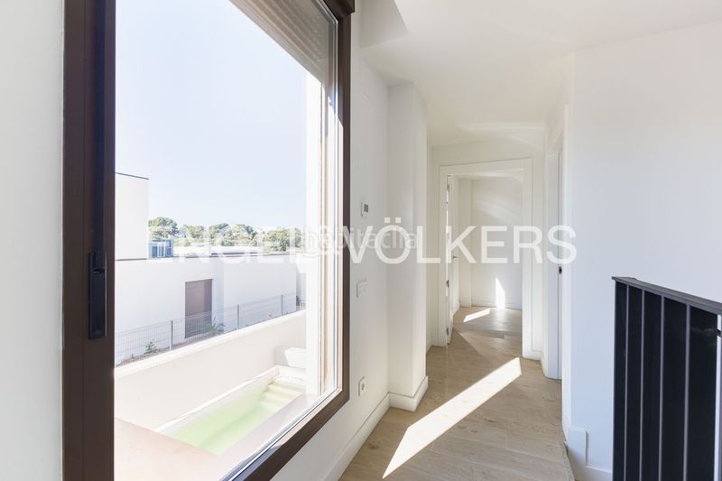 Foto 754107e5-402b-42da-a335-491b4471659f. Casa amb calefacció aparcament piscina a La Conarda-Montesano Bétera